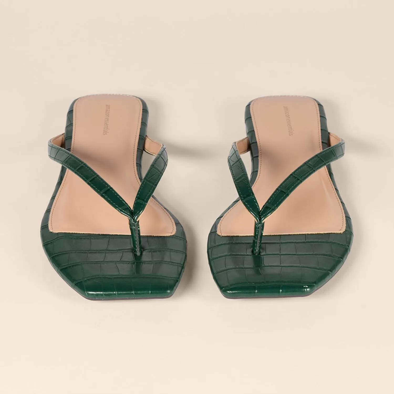 Amazon Essentials Women's Thong Sandals