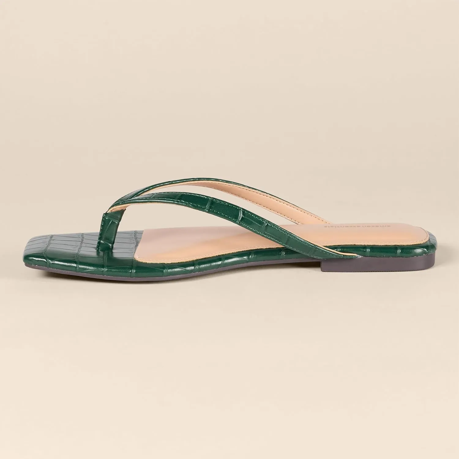 Amazon Essentials Women's Thong Sandals