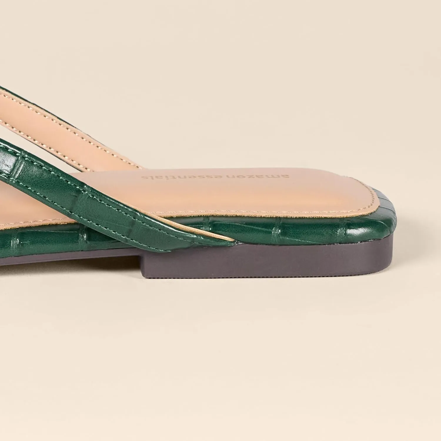 Amazon Essentials Women's Thong Sandals