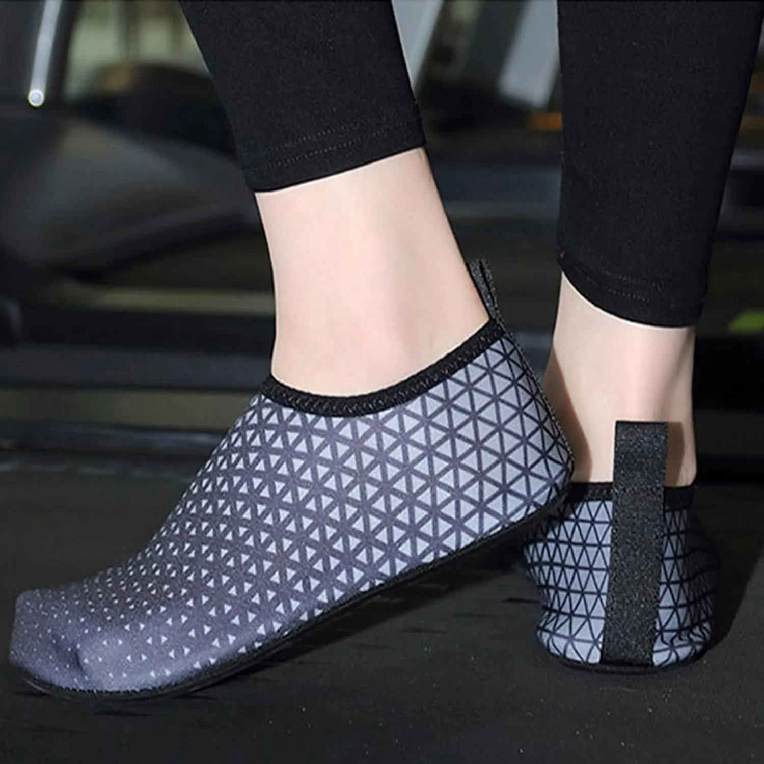 Barefoot Aqua Shoes for Women Men Quick Dry Water Shoes Beach Swim Pool Surf Yoga Hiking Lightweight Non Slip Outdoor Sports