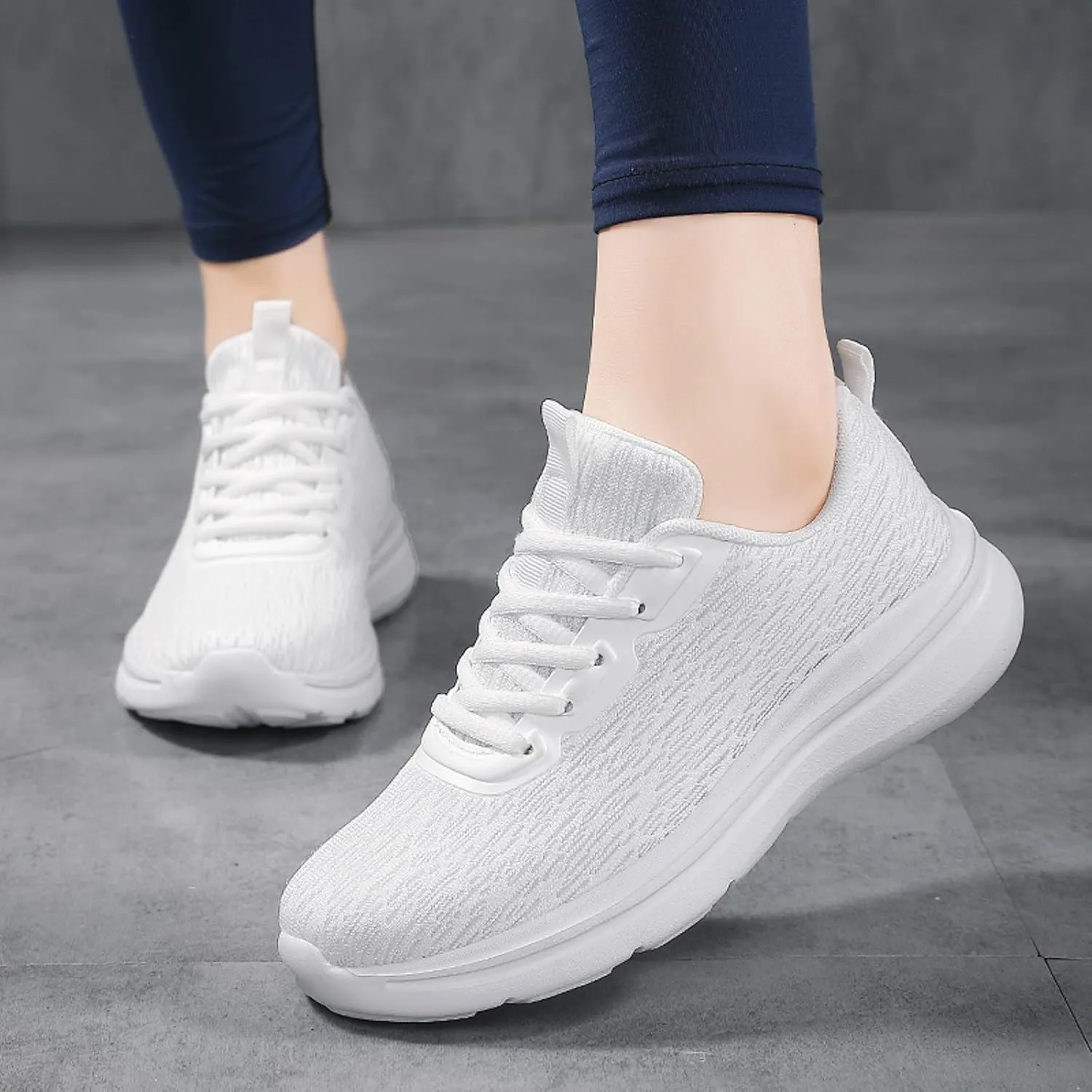 Breathable Diabetic Shoes for Men Casual Sneaker Mesh Breathable Walking Shoe Lightweight Elderly Slip on Shoes
