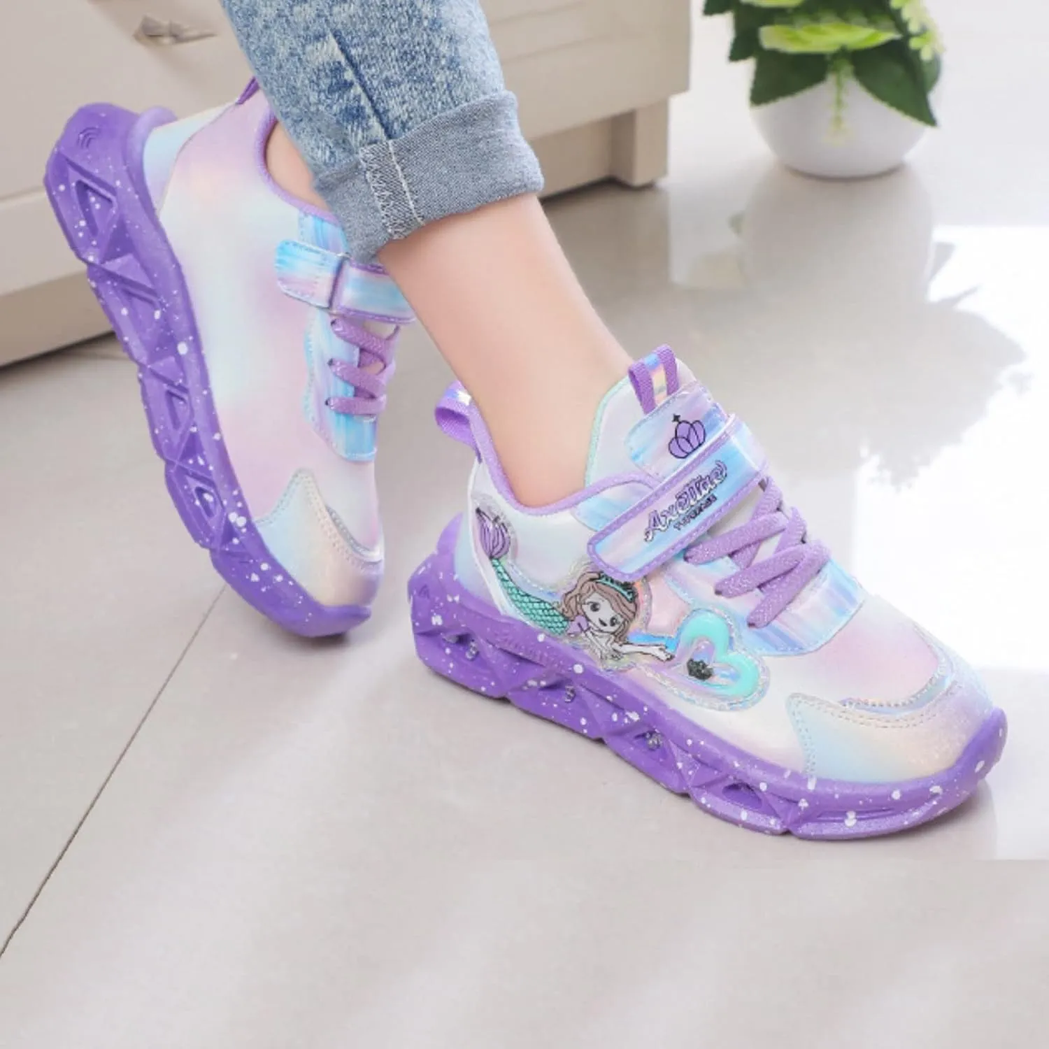 LED Light Up Shoes for Girls Kids Toddler Breathable Flashing Sneakers Breathable Toddler Girl Athletic Shoes Size 8
