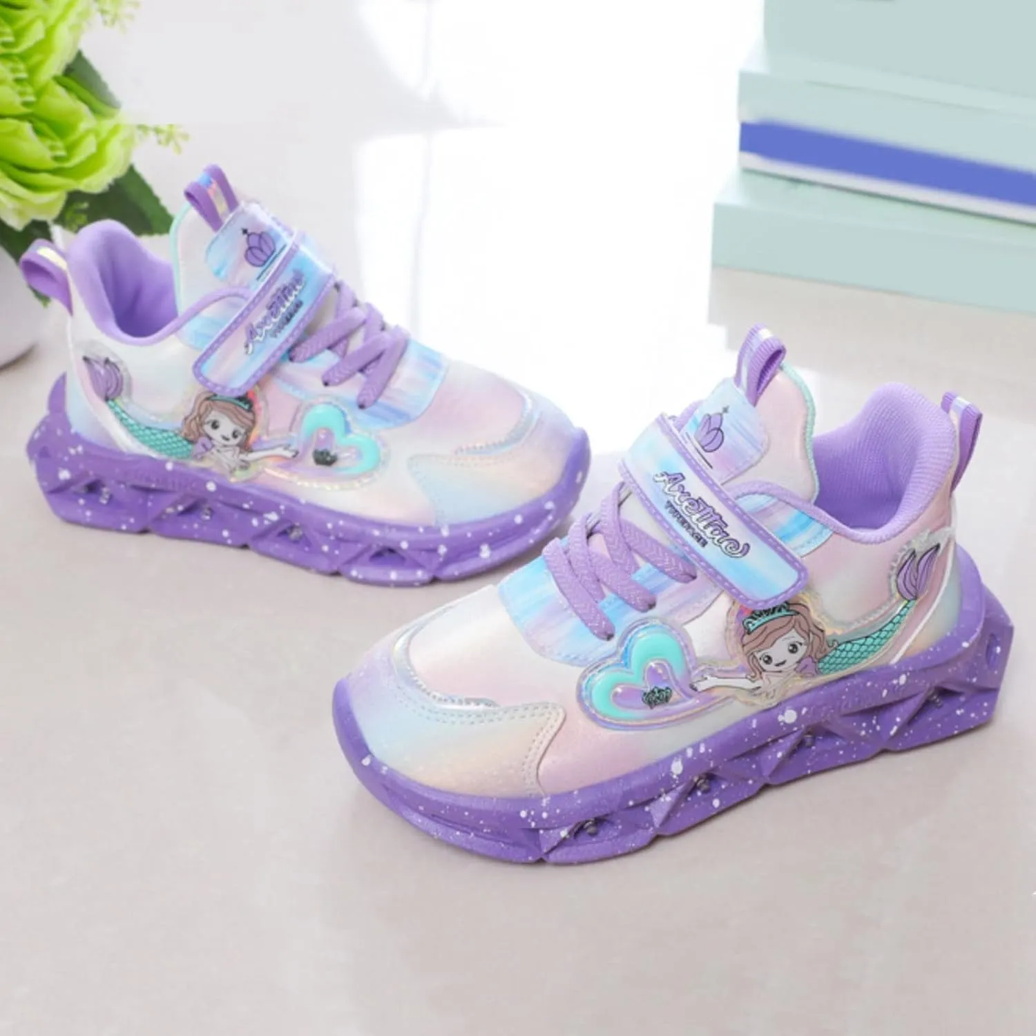 LED Light Up Shoes for Girls Kids Toddler Breathable Flashing Sneakers Breathable Toddler Girl Athletic Shoes Size 8