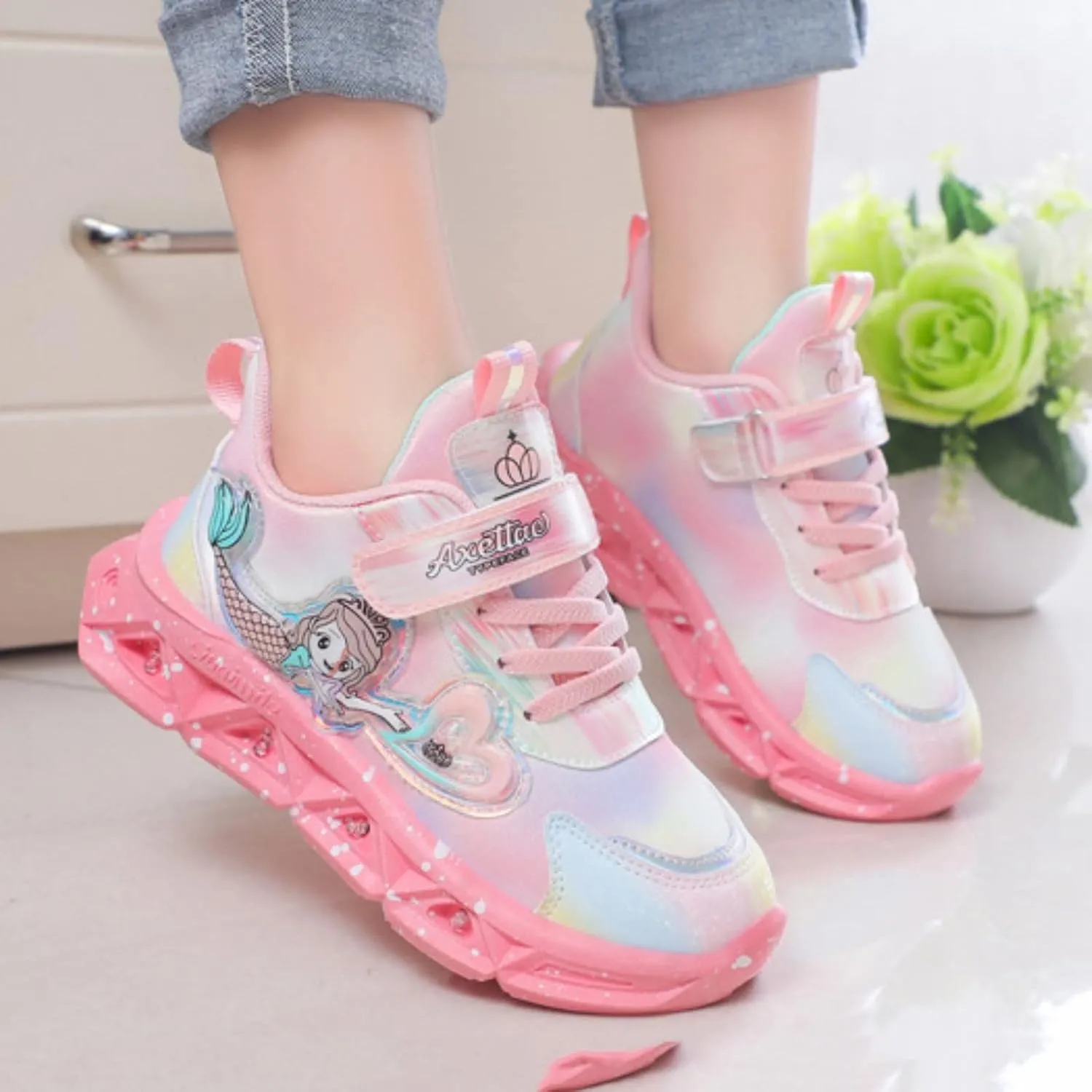 LED Light Up Shoes for Girls Kids Toddler Breathable Flashing Sneakers Breathable Toddler Girl Athletic Shoes Size 8