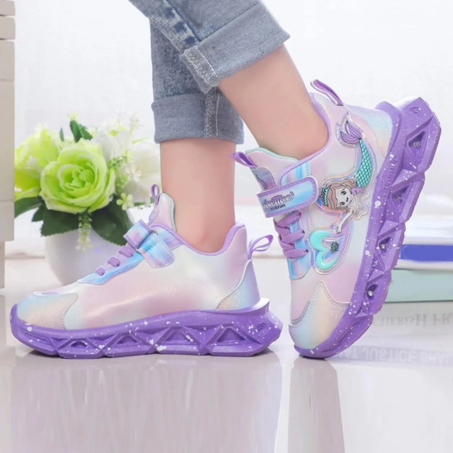 LED Light Up Shoes for Girls Kids Toddler Breathable Flashing Sneakers Breathable Toddler Girl Athletic Shoes Size 8
