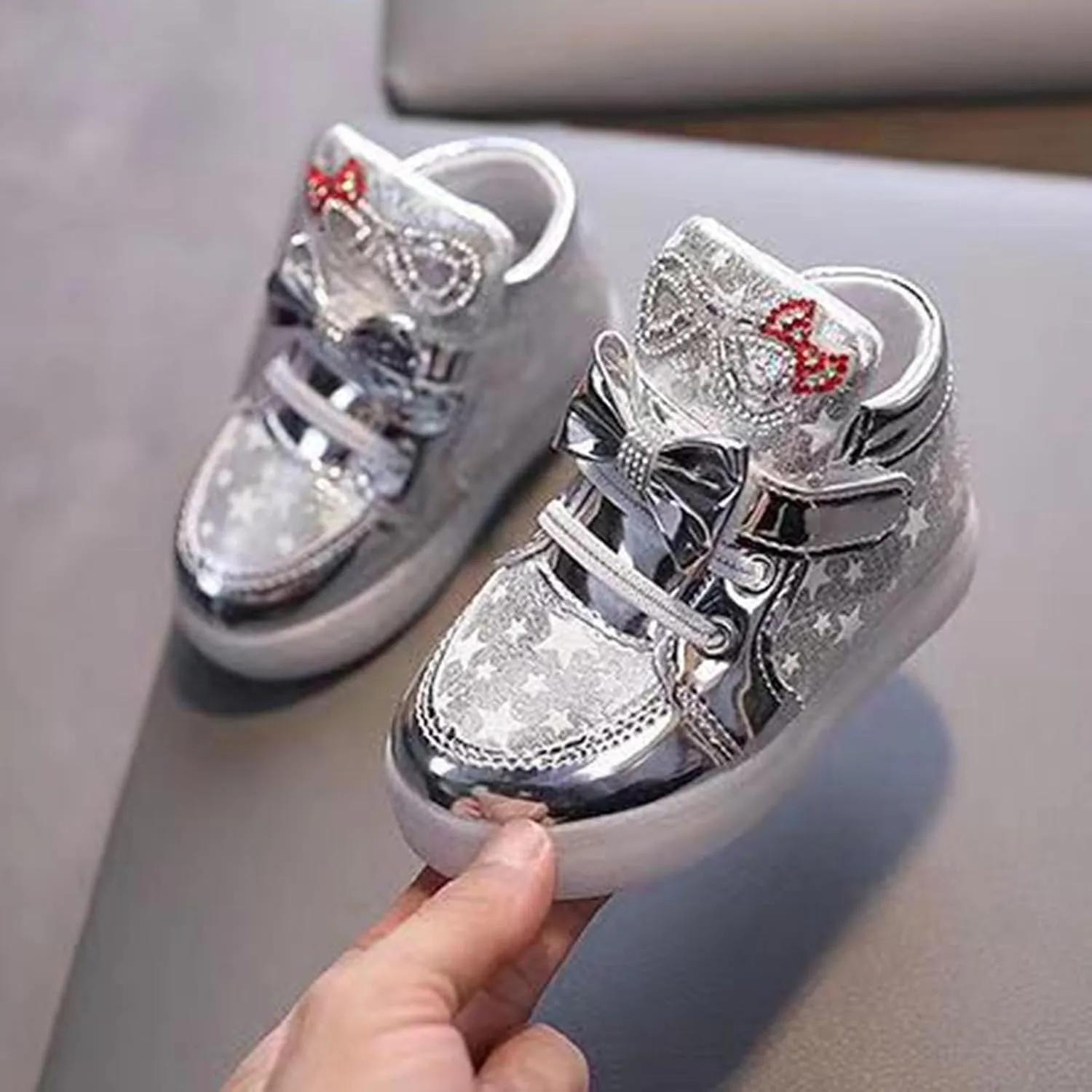 Light Up Shoes Non-Slip High Top Slip On Shoes Lac𝐞 Up Bow Walking Shoes Wide Toe Box Warm Led Snow Boots