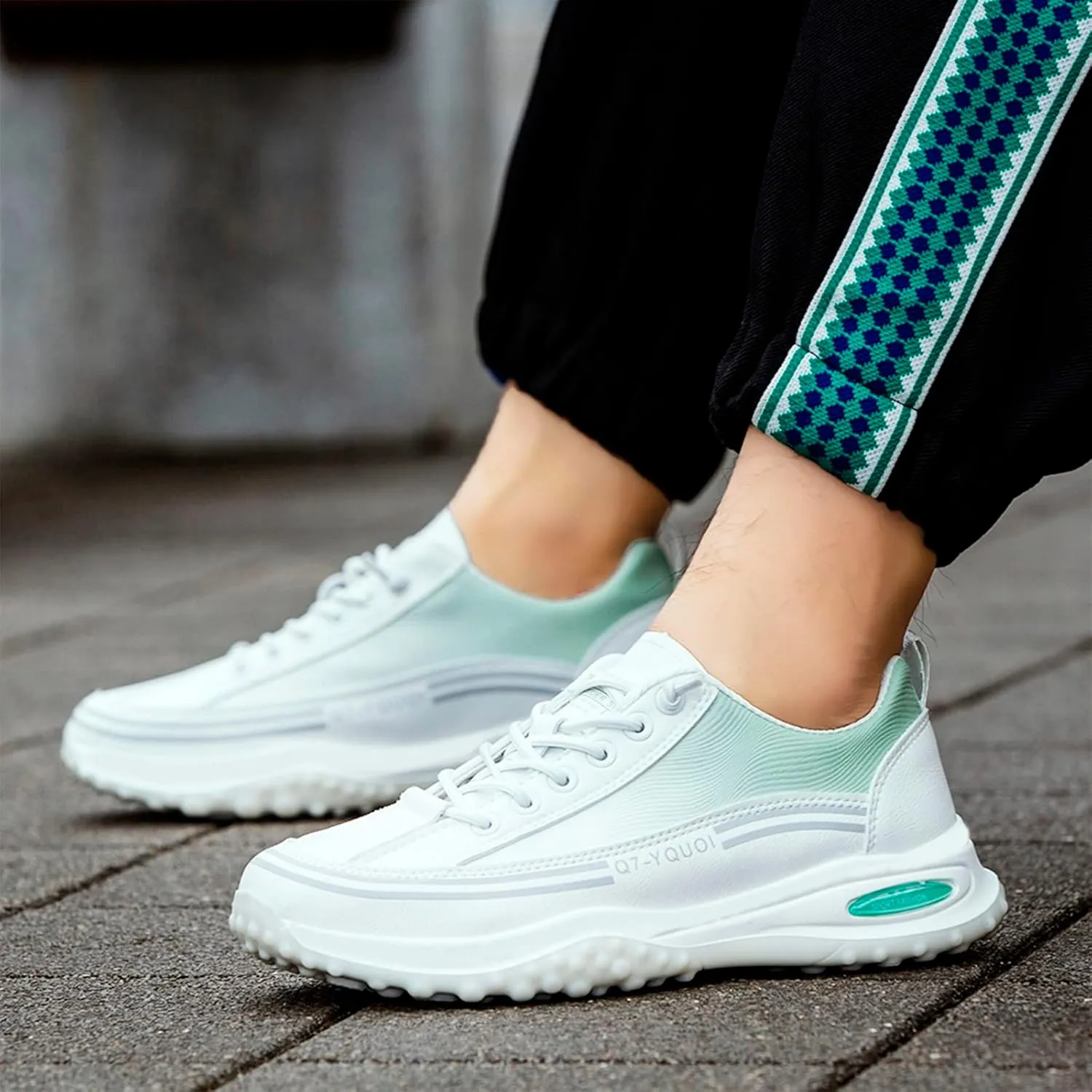 Men Low Top Teenage Students Breathable Leather Casual Shoes Sport Shoes Mens Casual Sneaker
