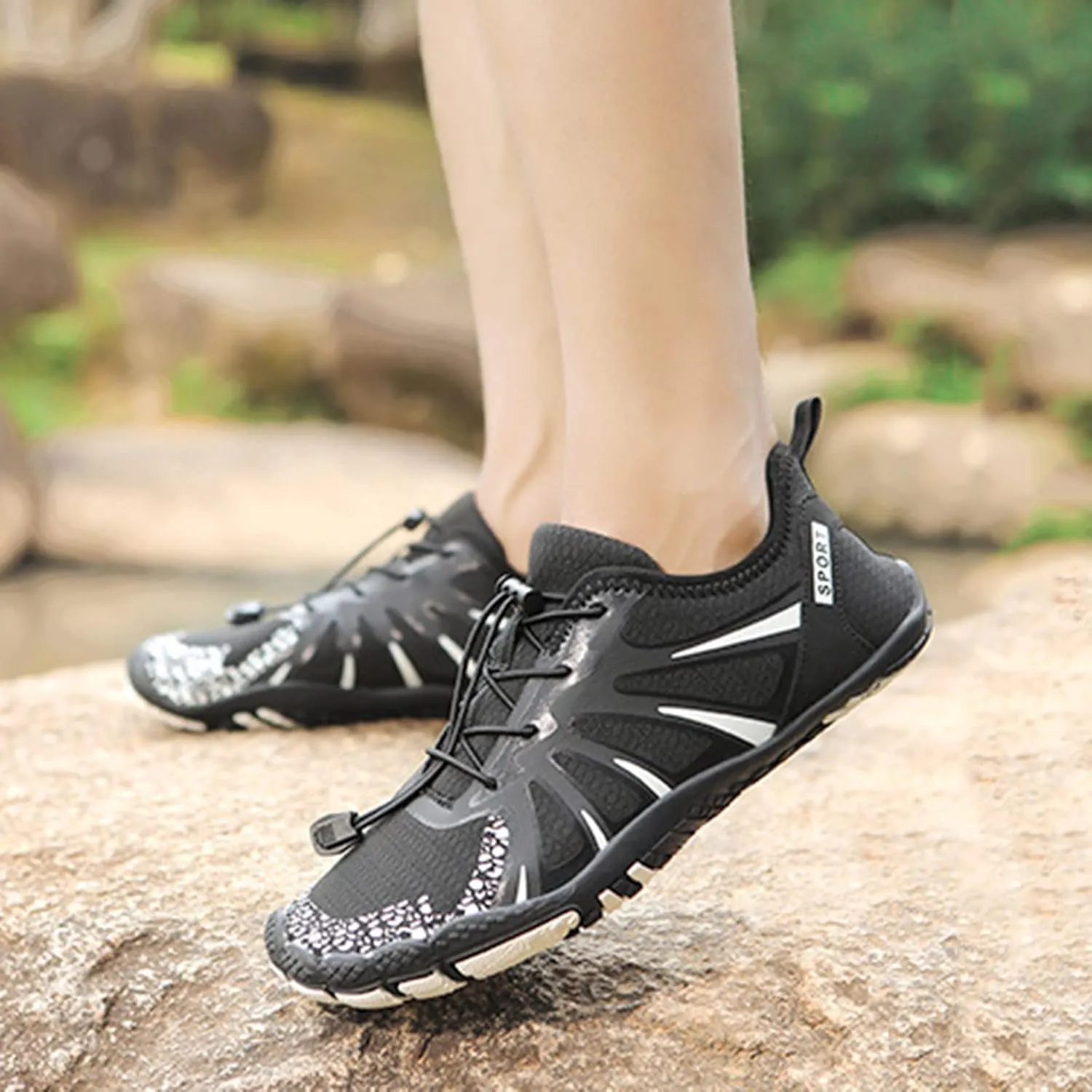Men Sports Shoes Fashion New Pattern Wading Quick Drying Breathable Swimming Shoes Fitness Mens Fashion Sneaker