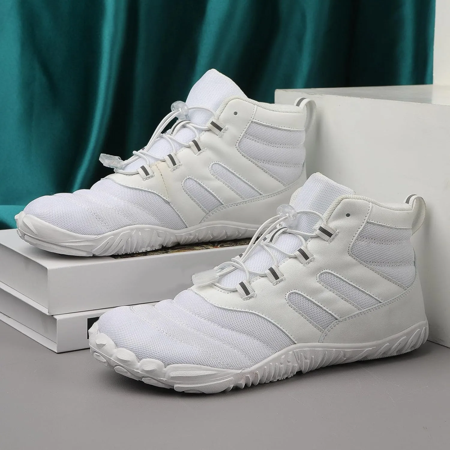 Men Sports Shoes Fashionable New Pattern Simple and Solid Color Outdoor Quick Drying Sneaker Shield for Mens