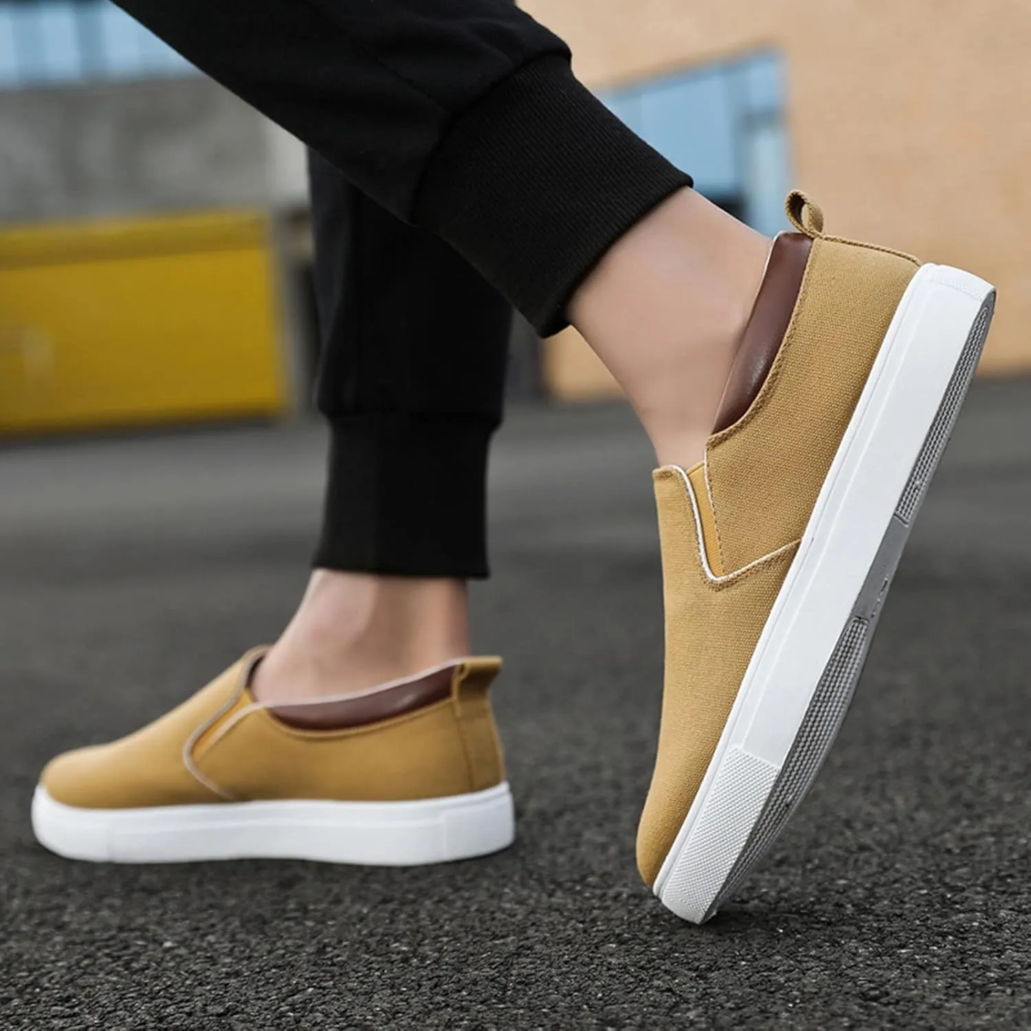 Men's Lightweight Non Slip Barefoot Shoes Breathable and Light Outdoor Comfy Walking Shoe Breathable Work Shoes