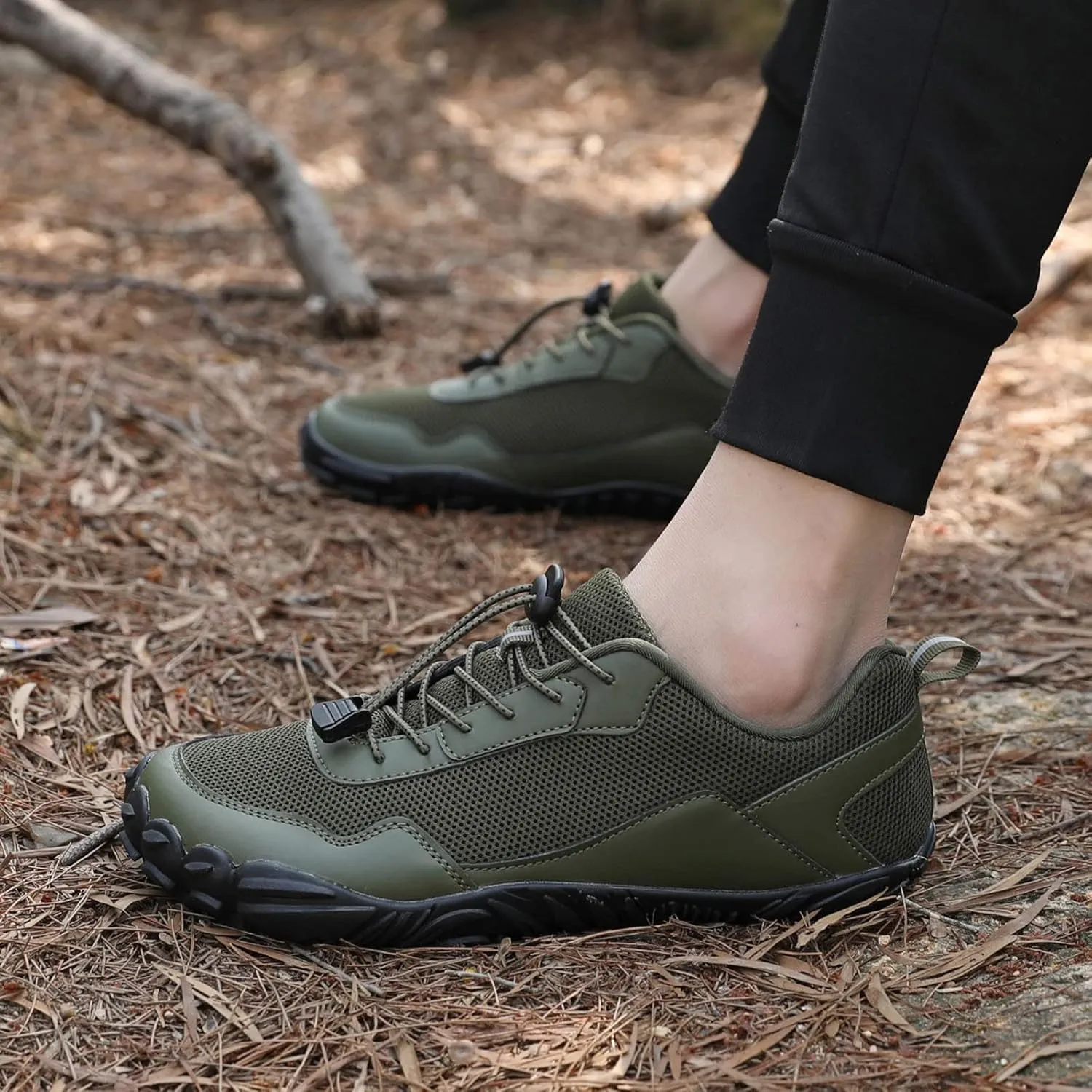 Men's Slip on Walking Shoes Comfy Knitted Memory Foam Breathable Lightweight Fashion Sneakers Non Slip Arch Support Vacation Training Gym Shoes Wide Width