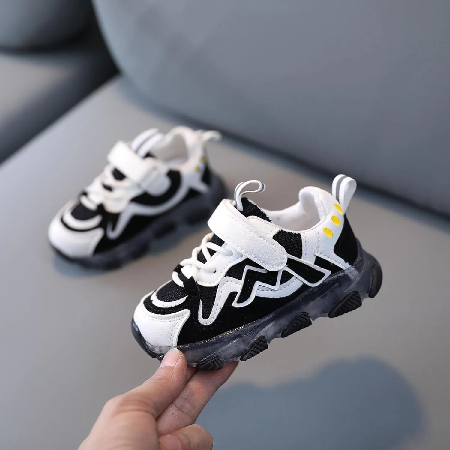 Mesh Breathable Lights up Sneakers for Toddler Boys First Walking Running Sport Shoes Kids Casual Lightweight Shoes