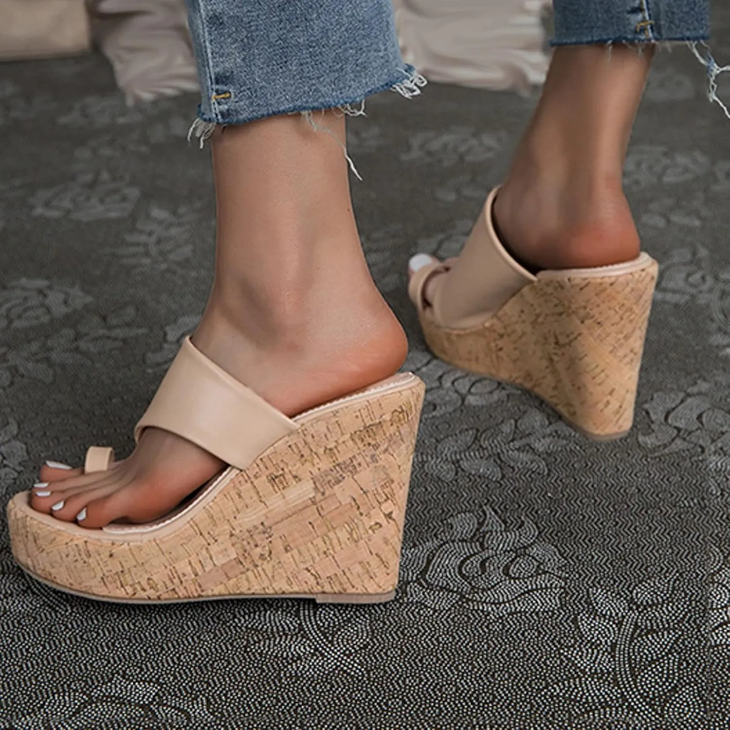 oiangi Chunky Sandals for Women High Heels Summer Casual Toe Ring Open Toe Slip-on Imitation Wood Wedge Platform Flip Flops Comfy Outdoor Ladies Shoes Slipper