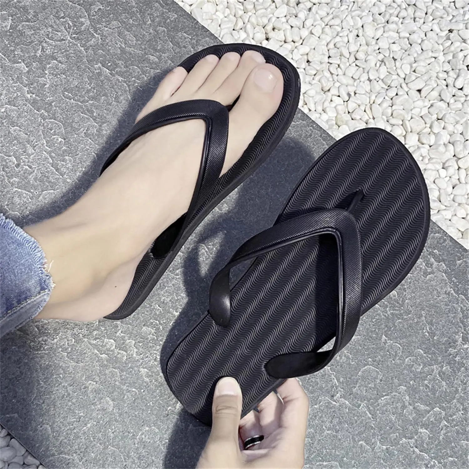 Sandals for Men Flip Flop Fashion Summer Men Flip Flops Flat Bottom and Light Cover Comfortable and Simple Style Solid Color (Black, 11)