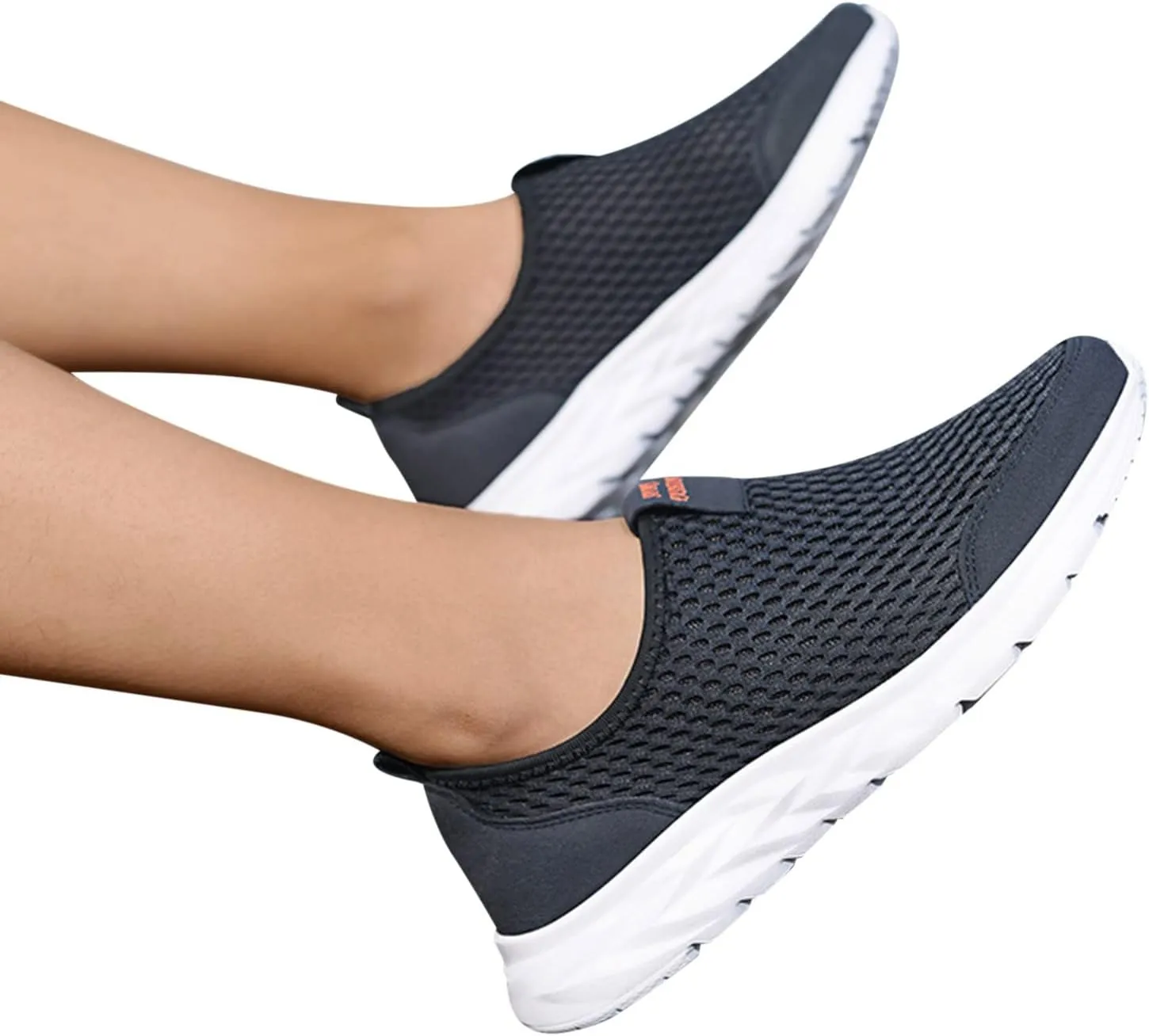 Slip on Sneakers Women Casual Lightweight Tennis Shoes Non Slip Work Shoes Women Breathable Mesh Walking Sneakers