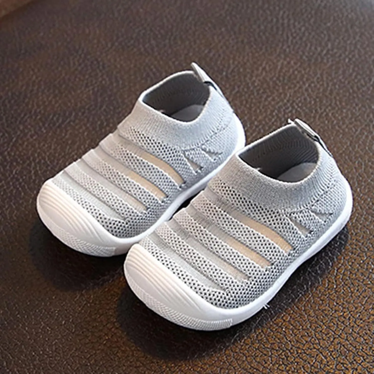 Summer and Autumn Cute Girls Flying Woven Mesh Breathable Flat Solid Color Slip On Comfortable Size 9 Kids Shoes Girls
