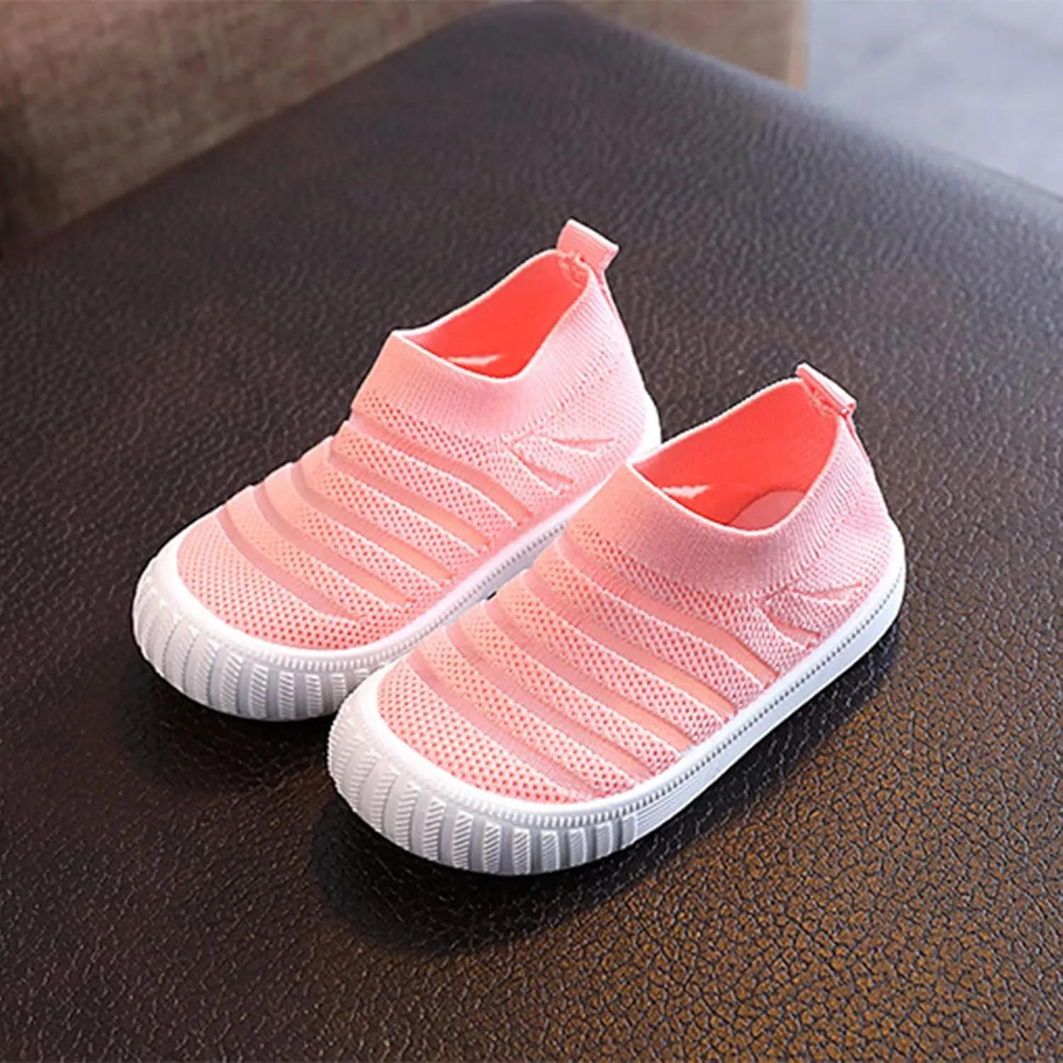 Summer and Autumn Girls Flying Woven Mesh Breathable Comfortable Flat Casual Cute Toddler School Shoes