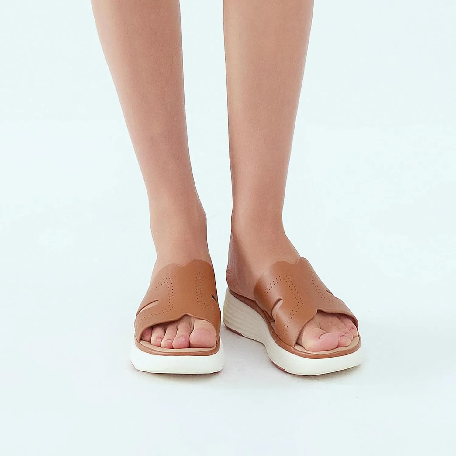 UBFEN Womens Platform Sandals Comfortable Walking Slide Soft Cushioning Footbed Casual Dressy Wedge Sandals