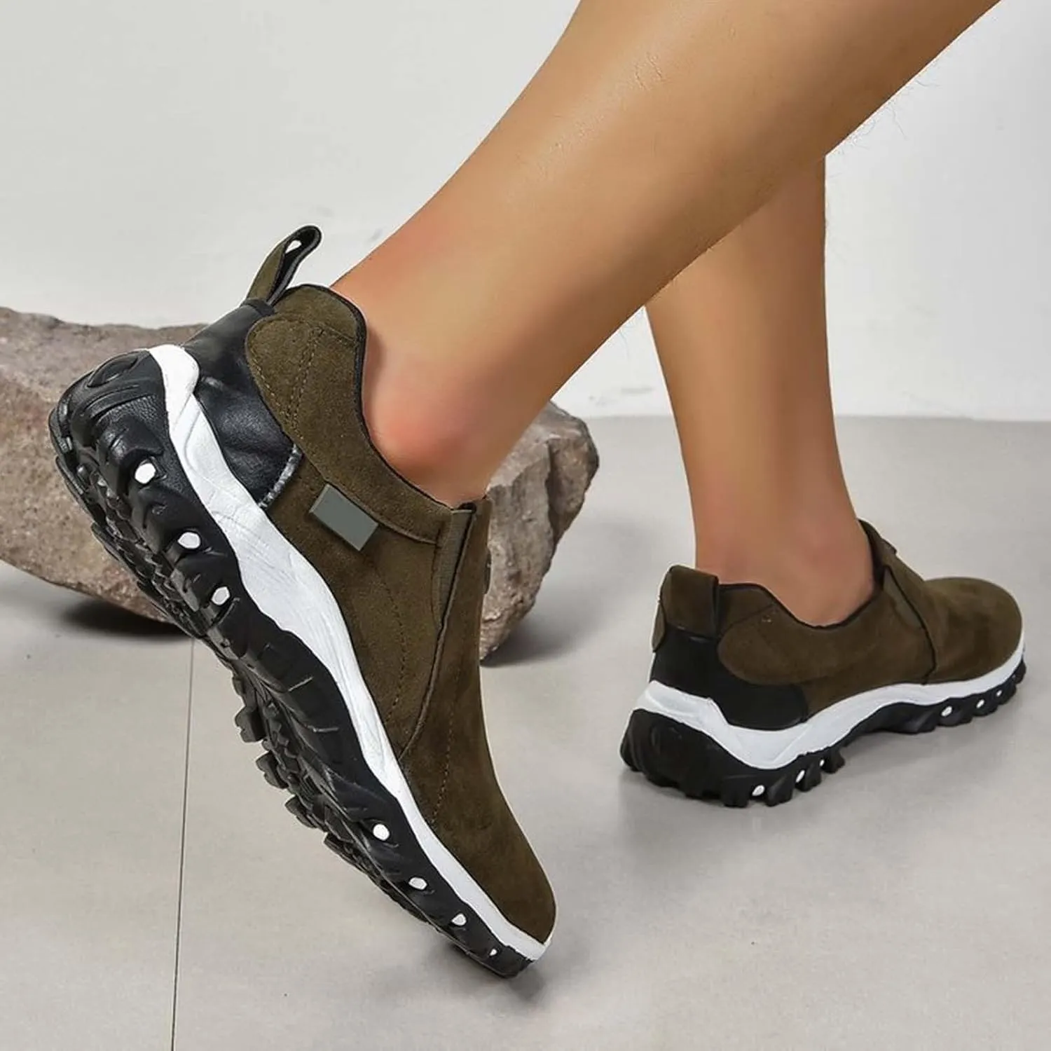 Women Loafers Sport Shoes Running Shoes Breathable Fashion for Student and Teenagers Ladies Slip On All Casual