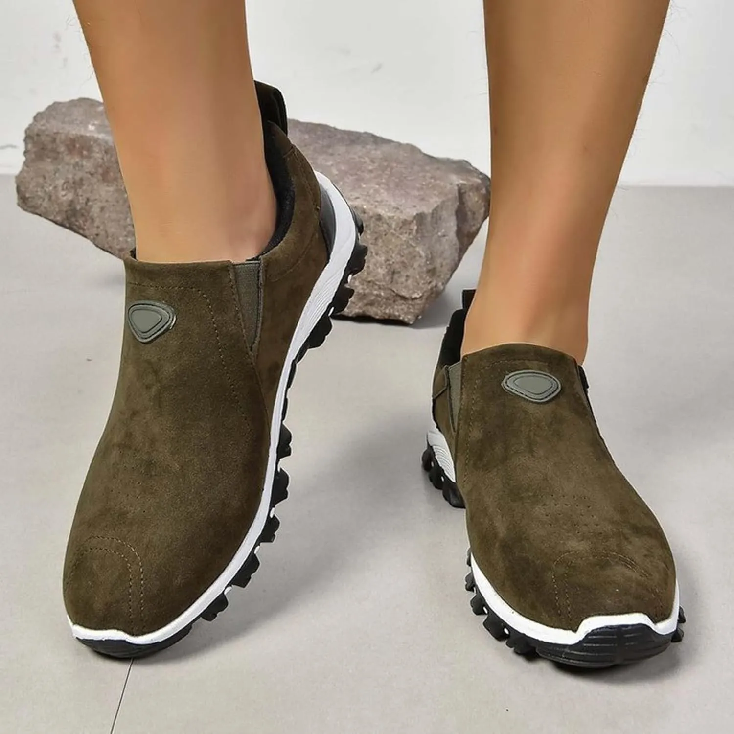 Women Loafers Sport Shoes Running Shoes Breathable Fashion for Student and Teenagers Ladies Slip On All Casual