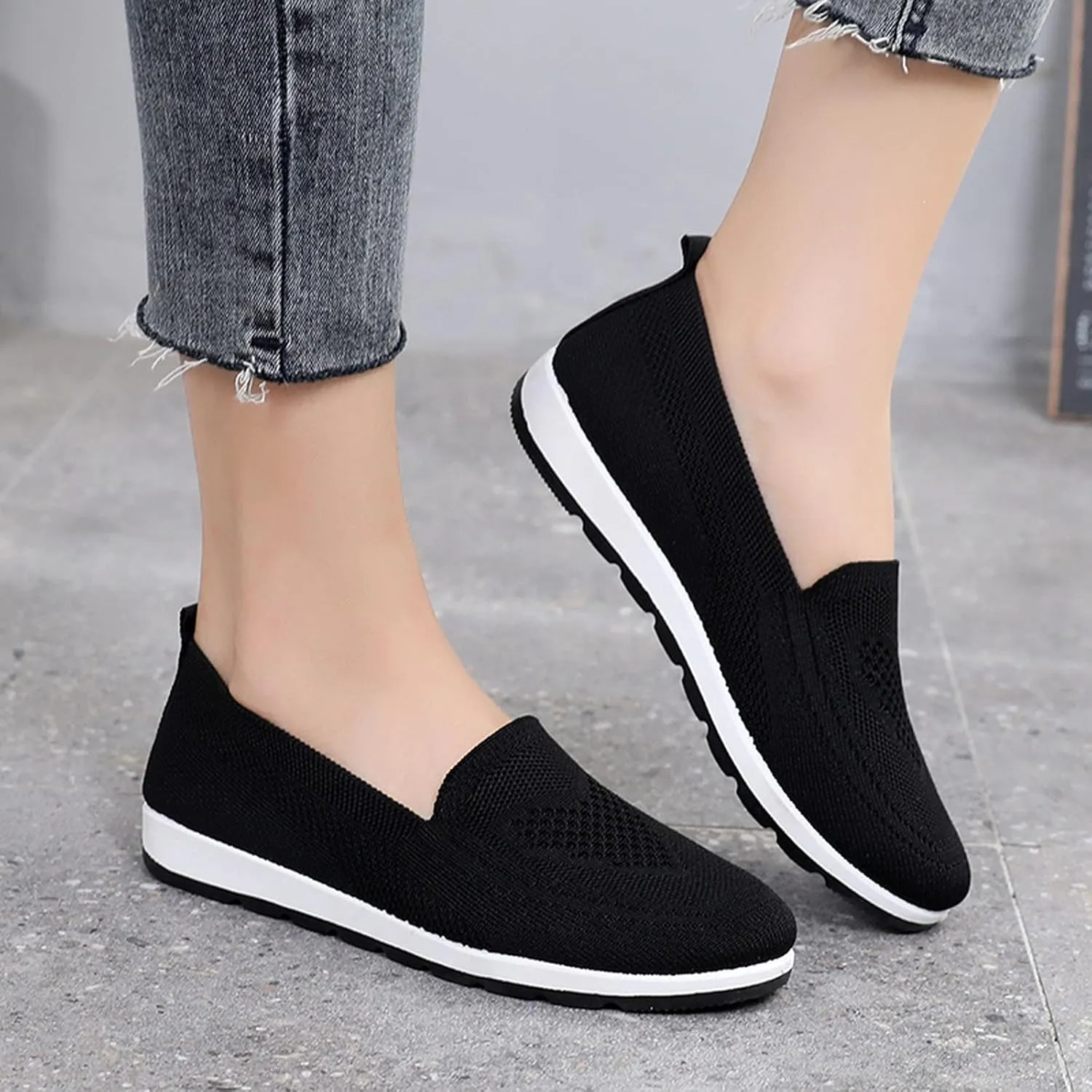Womens Breathable Running Sports Shoes Low Top Tennis Shoes Non Slip Lightweight Walking Shoes Elderly Shoes