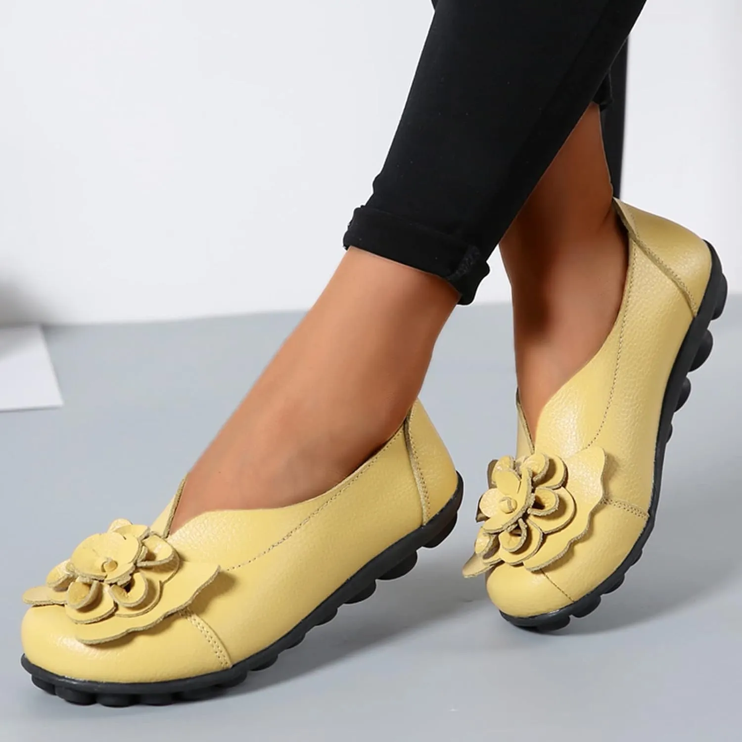 Women's Slip-On Casual Shoes Loafer Mesh Slip on Loafers Soft White Flats Slip Ons Women's Fashion Sneakers